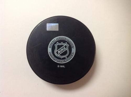 Troy Stecher İmzalı Vancouver Canucks Hokey Diski a İmzalı NHL Diskleri İmzaladı
